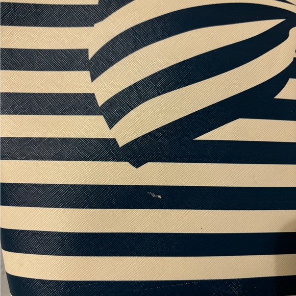 Blue and white bow graphic Kenneth Cole reaction tote back - flawed - Picture 4 of 12
